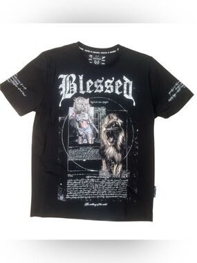 Sz M Blessed Graphic Black Tee with Lion Print